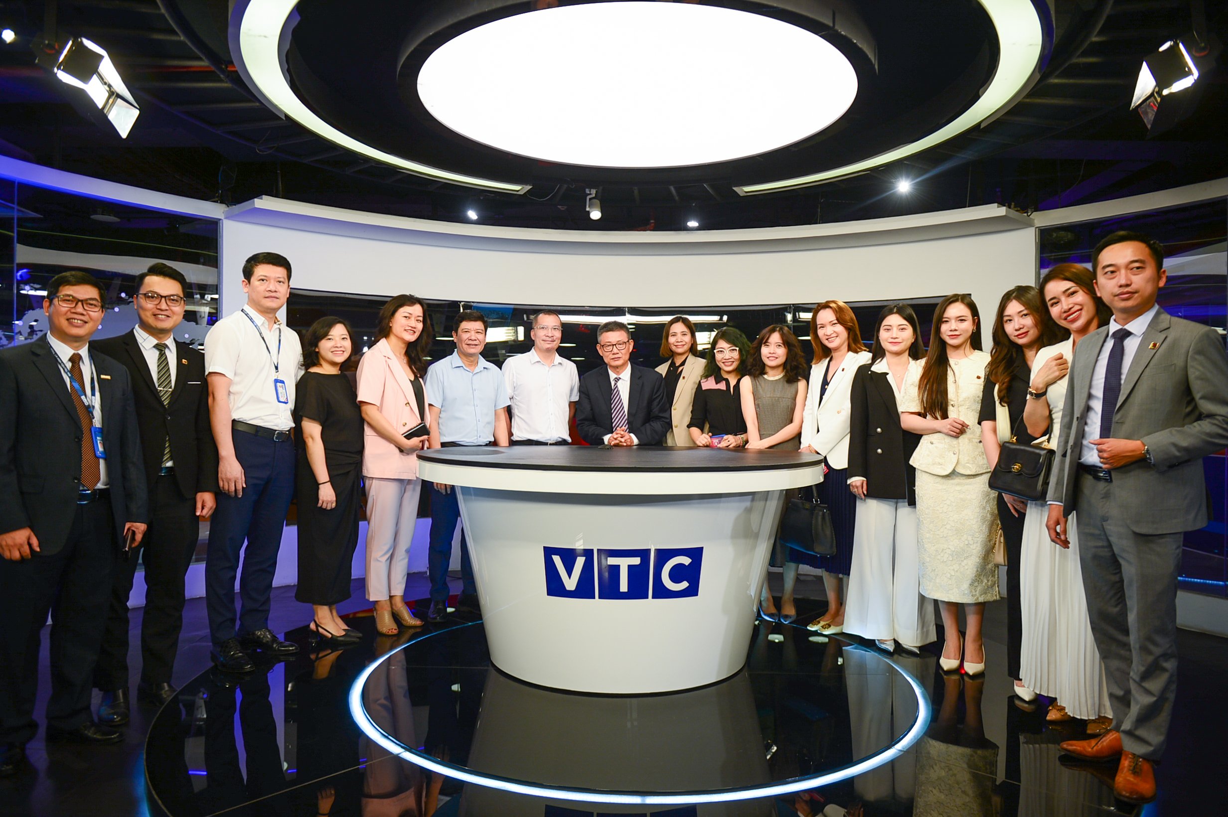 Chicilon Media’s team experienced the open broadcast space at VTC